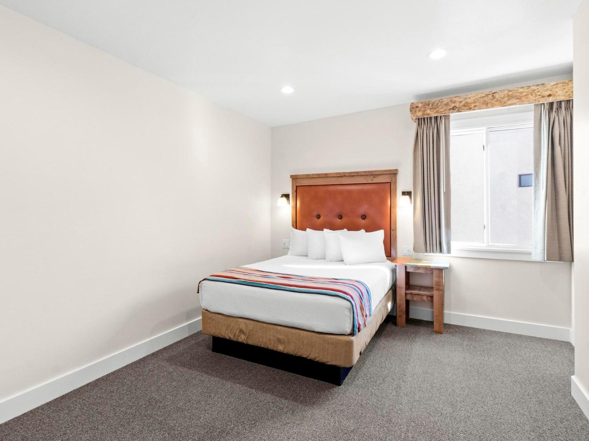 Bluff Dwellings Resort Bagian luar foto