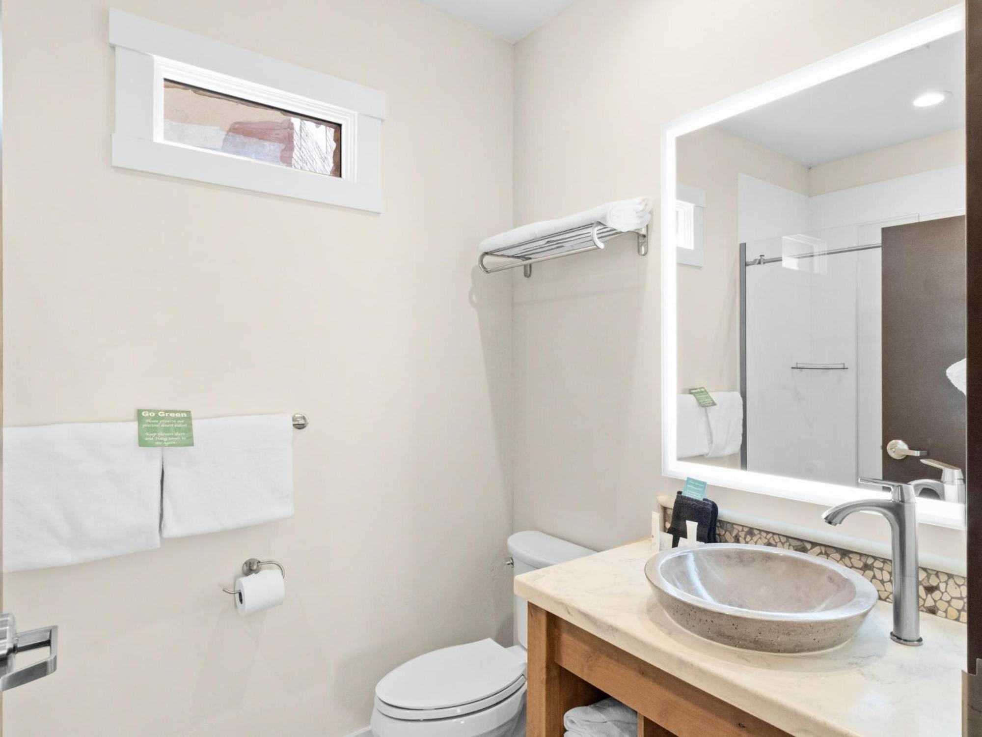 Bluff Dwellings Resort Bagian luar foto