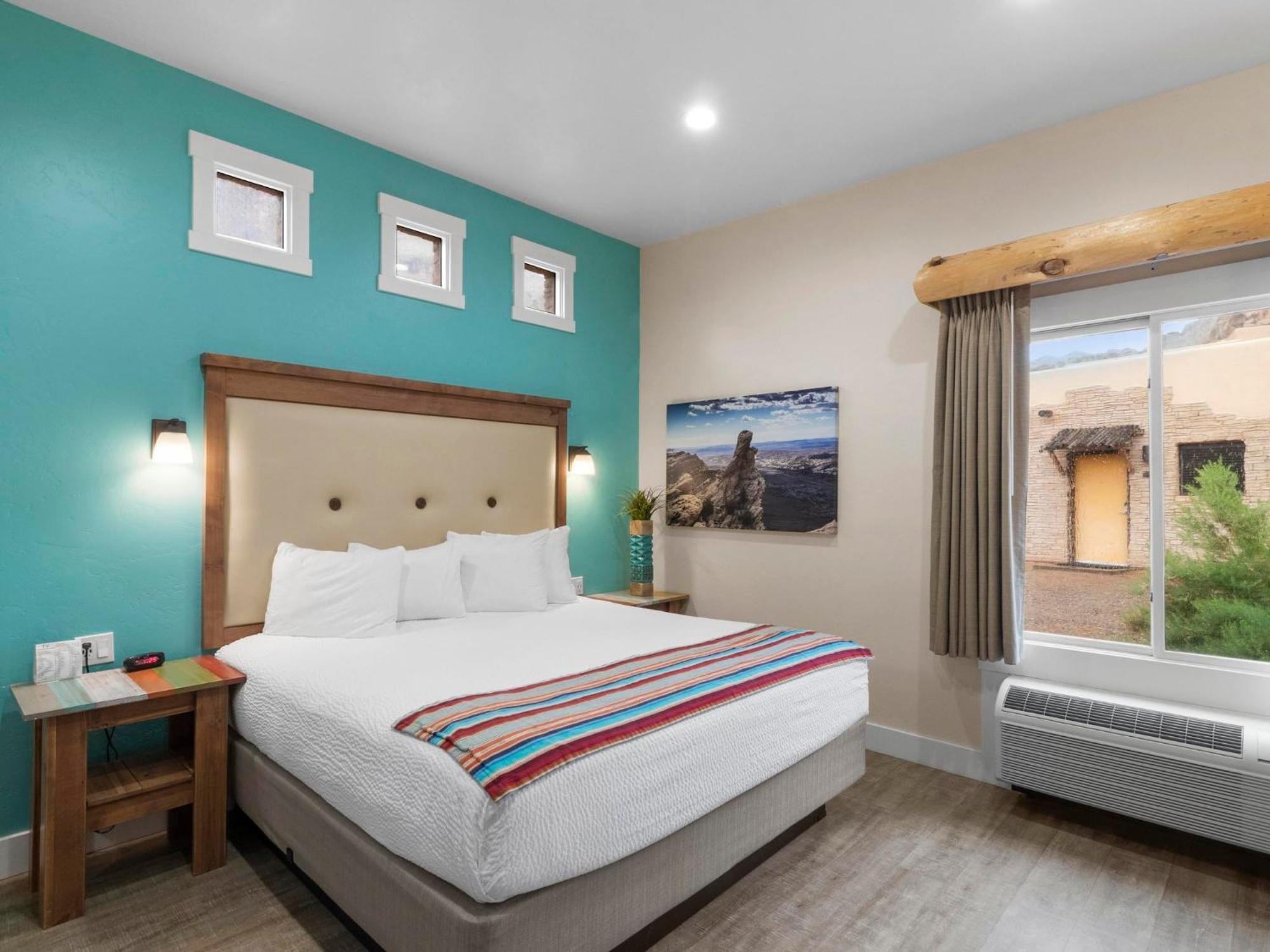 Bluff Dwellings Resort Bagian luar foto