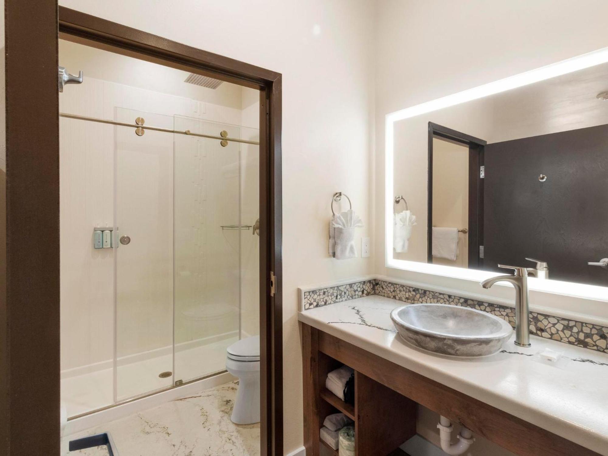 Bluff Dwellings Resort Bagian luar foto