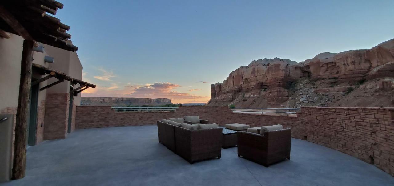 Bluff Dwellings Resort Bagian luar foto